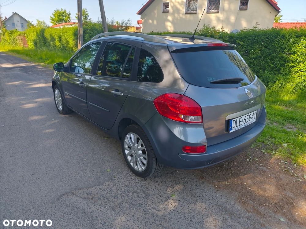 Renault Clio 1.2 16V TCE Luxe - 3
