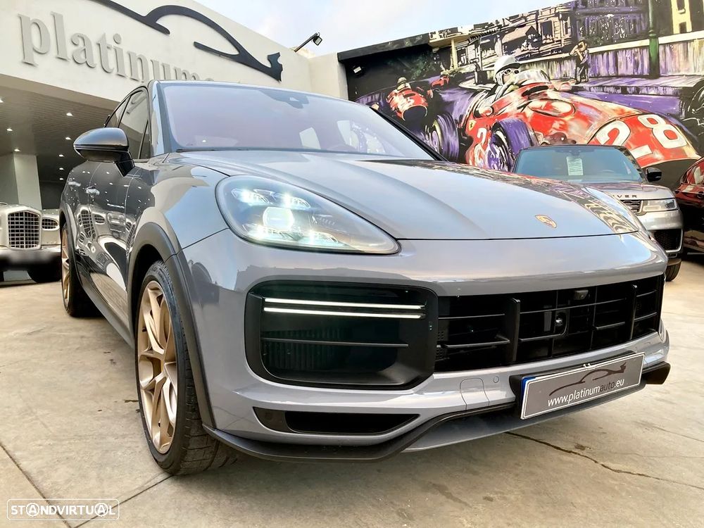 Porsche Cayenne Coupé Turbo - 46