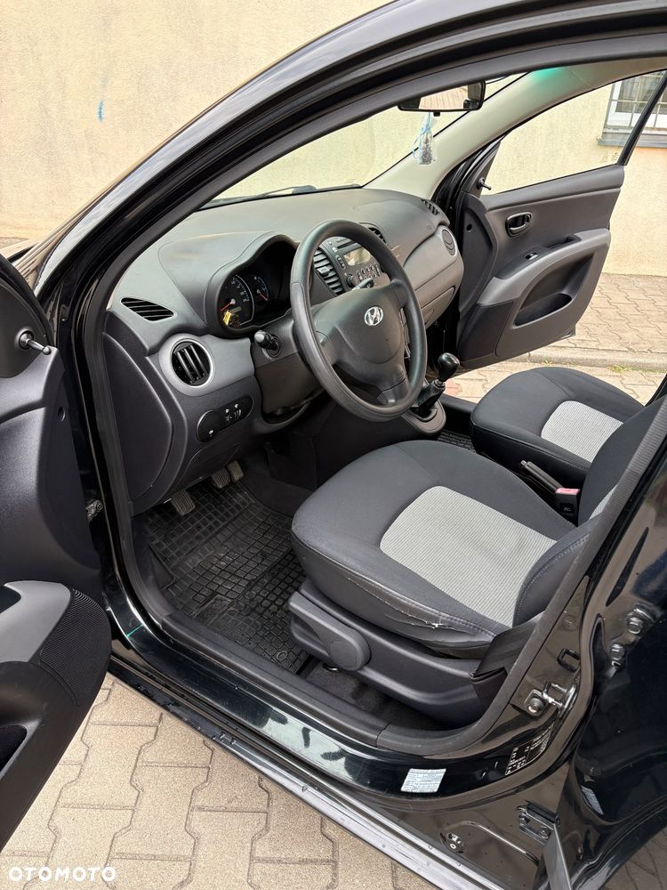 Hyundai i10 1.1 Edition Plus - 12