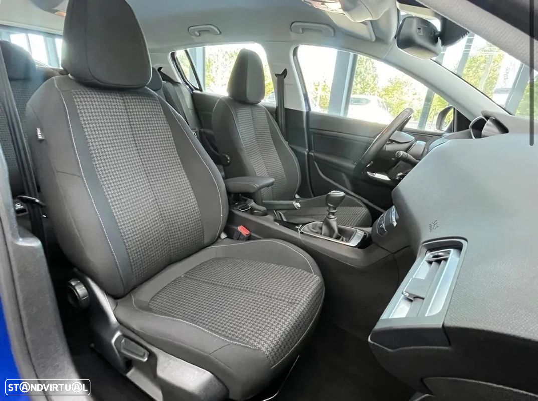 Peugeot 308 1.2 PureTech Active - 15