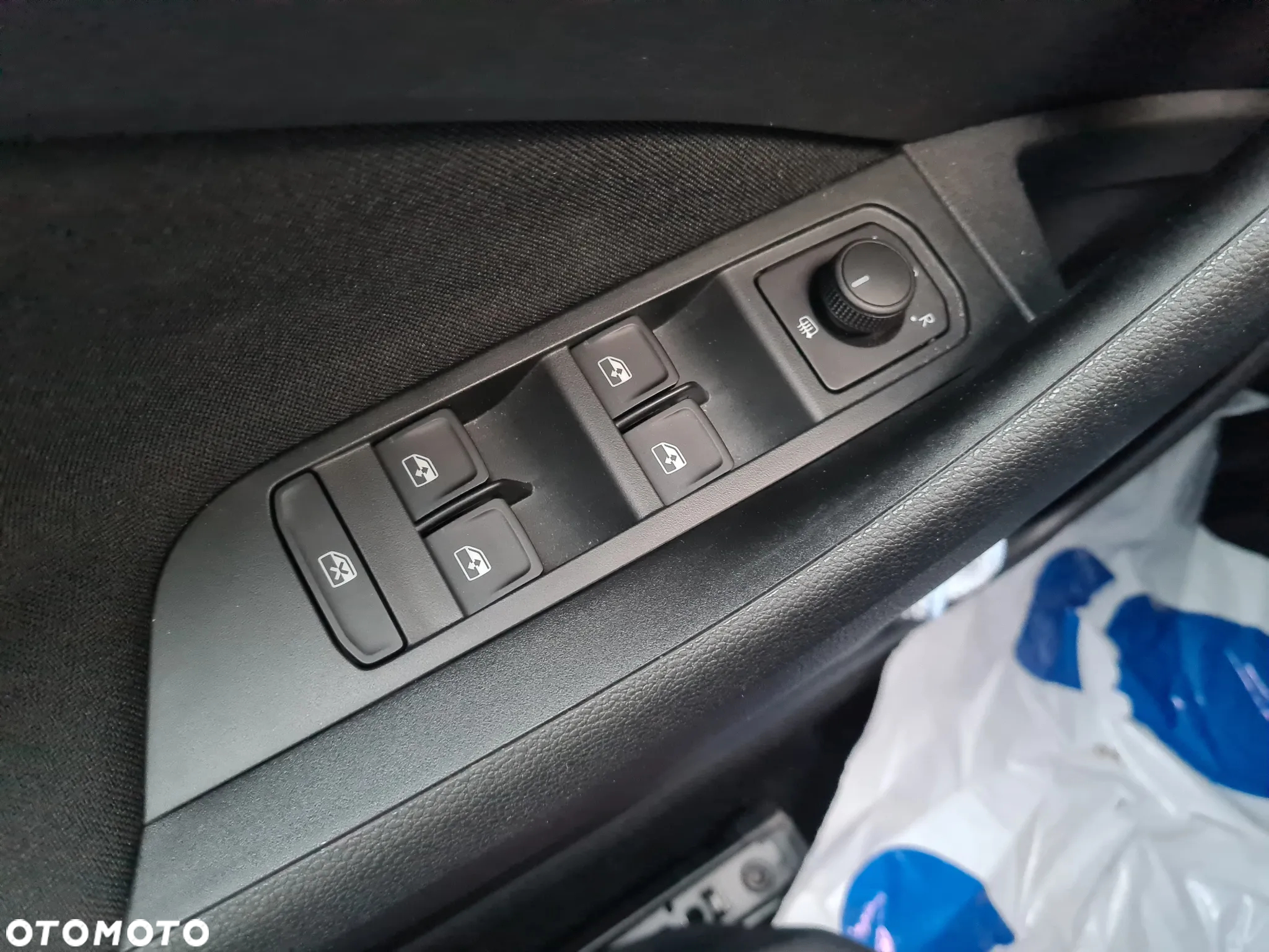 Skoda Kamiq 1.5 TSI Monte Carlo DSG - 27