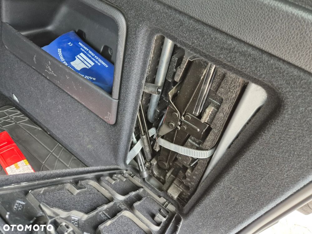 Volkswagen Caddy 2.0 TDI - 11