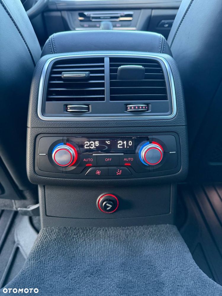 Audi A6 Avant - 16