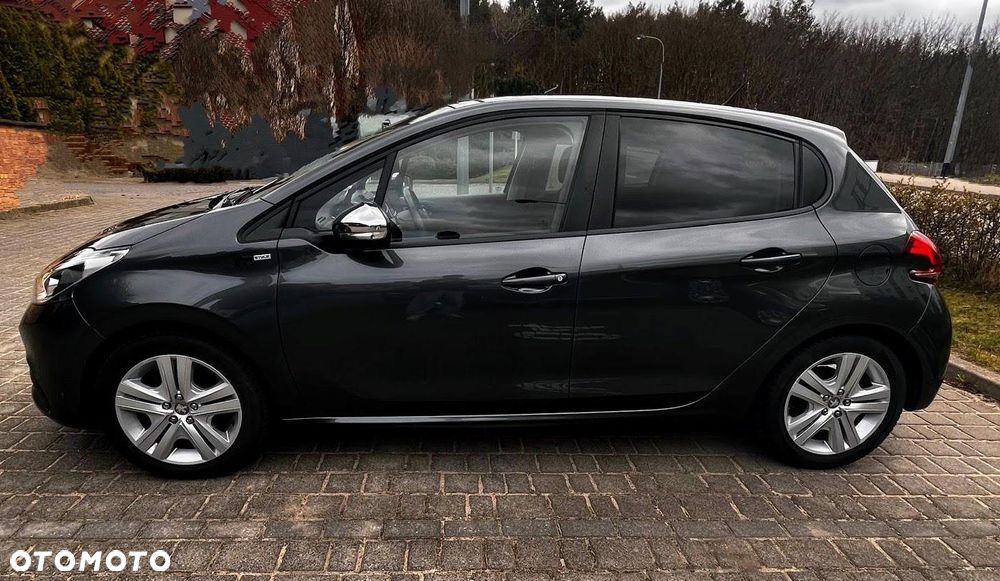 Peugeot 208 1.2 PureTech Active - 5