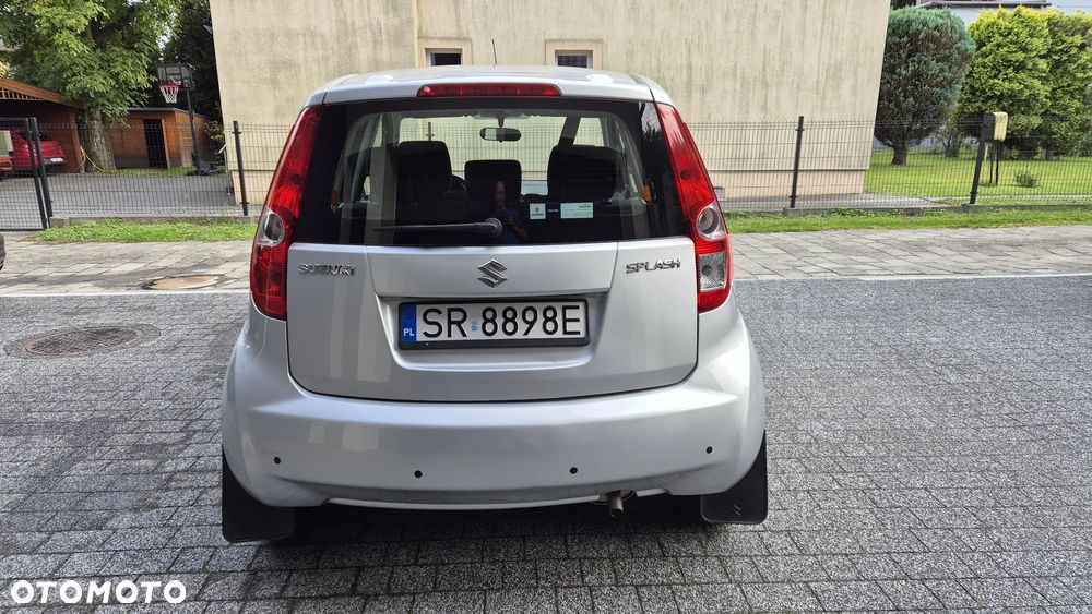 Suzuki Splash - 4