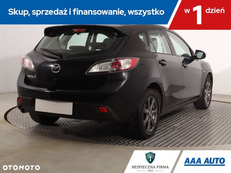 Mazda 3 - 7