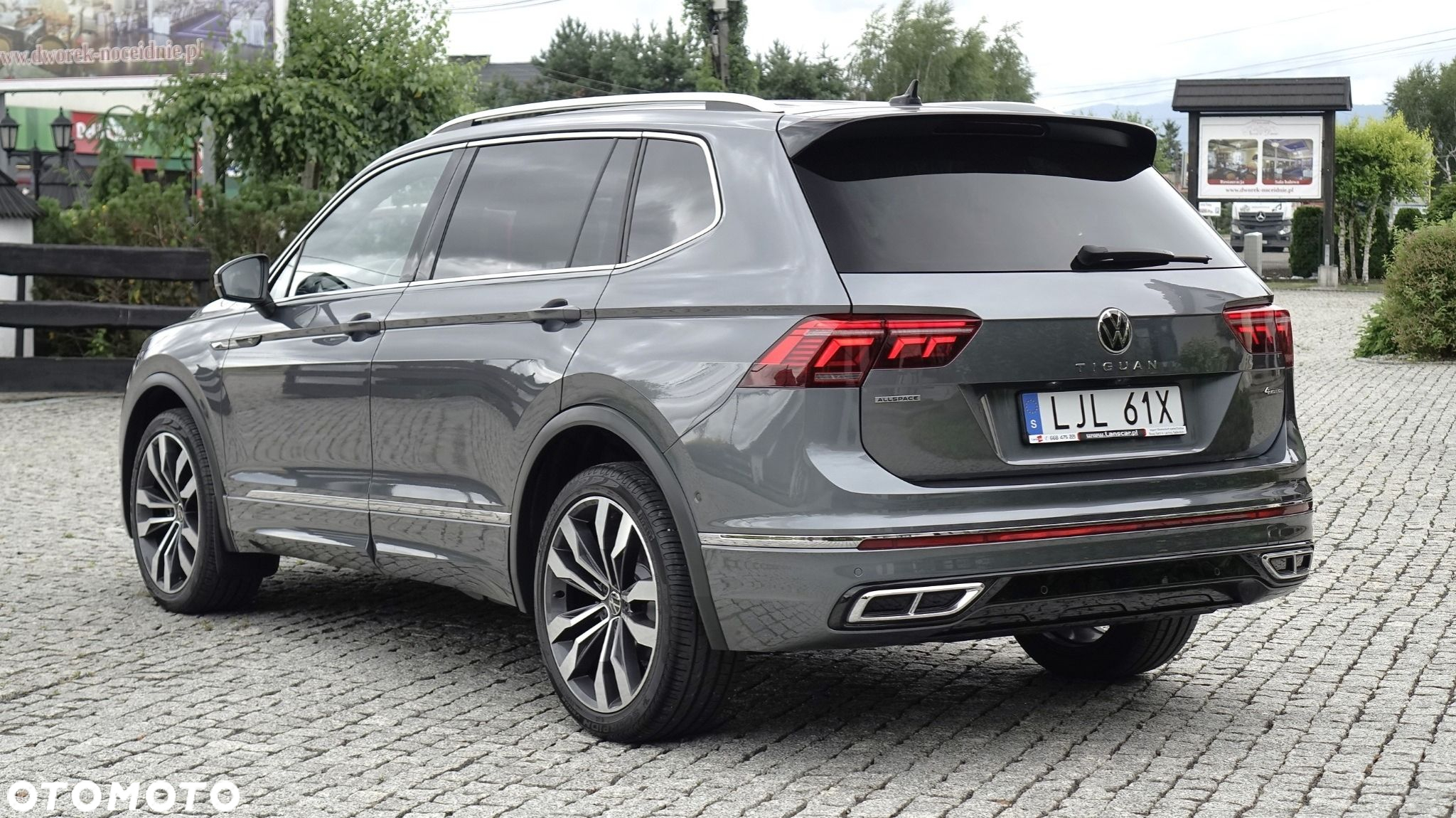 Volkswagen Tiguan Allspace - 12