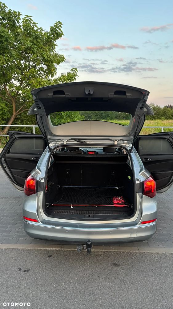 Opel Astra 1.6 CDTI Cosmo - 12
