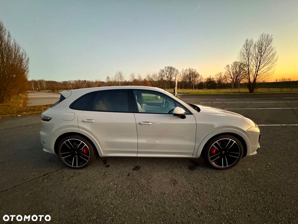 Porsche Cayenne GTS Tiptronic S - 2