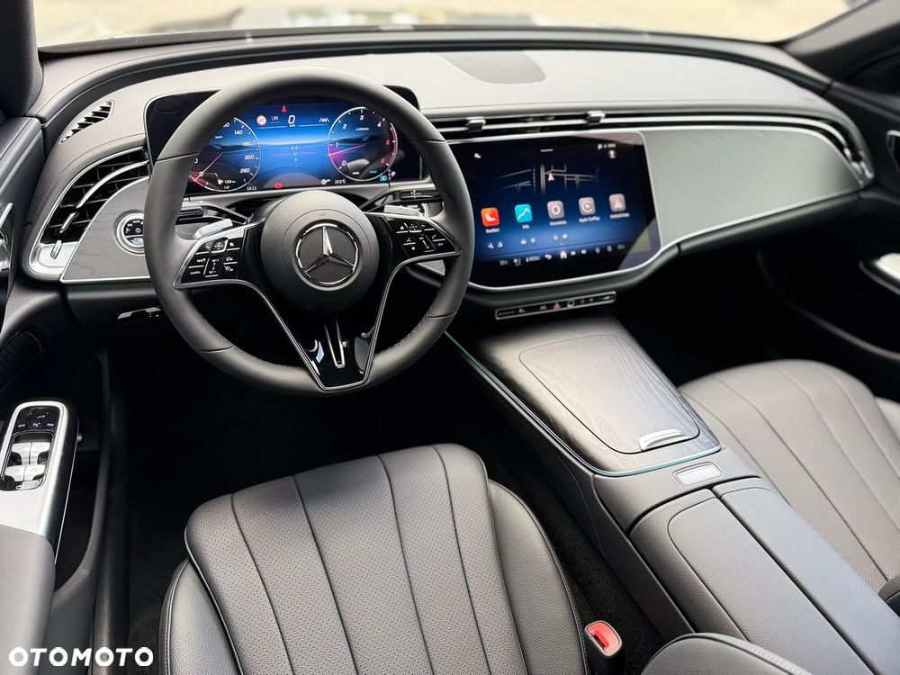 Mercedes-Benz Klasa E - 15