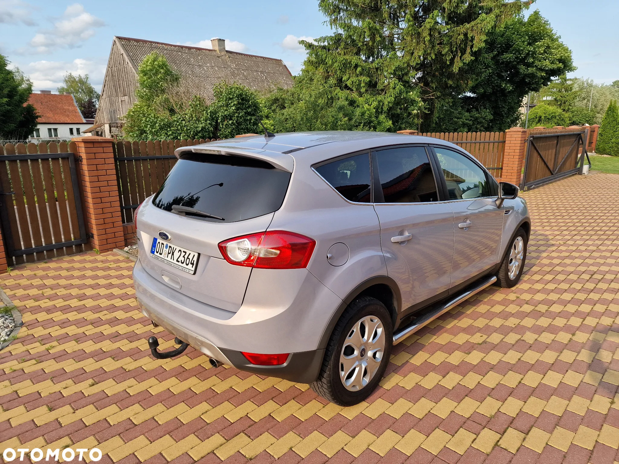 Ford Kuga - 4