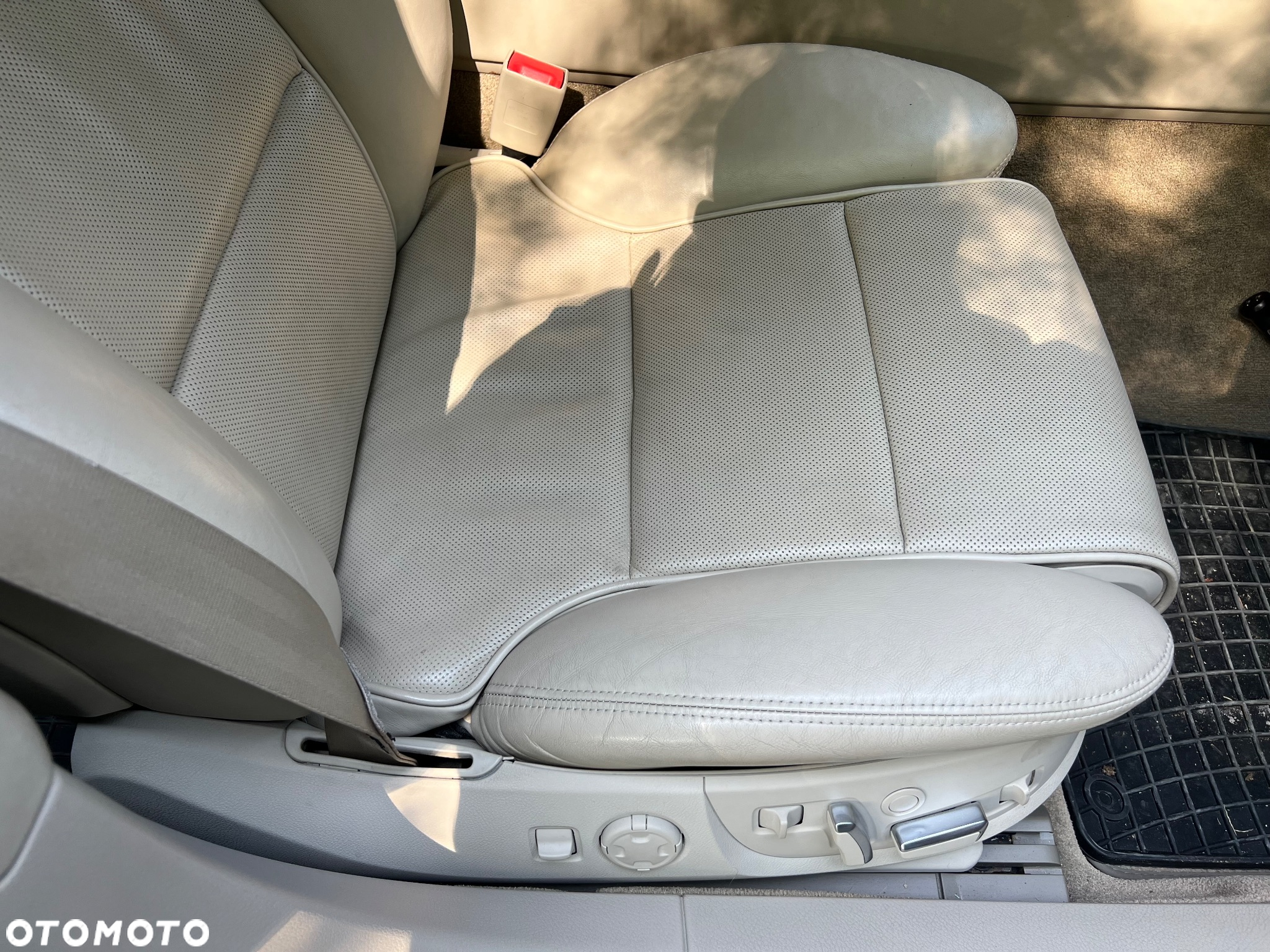 Audi A8 4.2 TDI DPF Quattro - 23