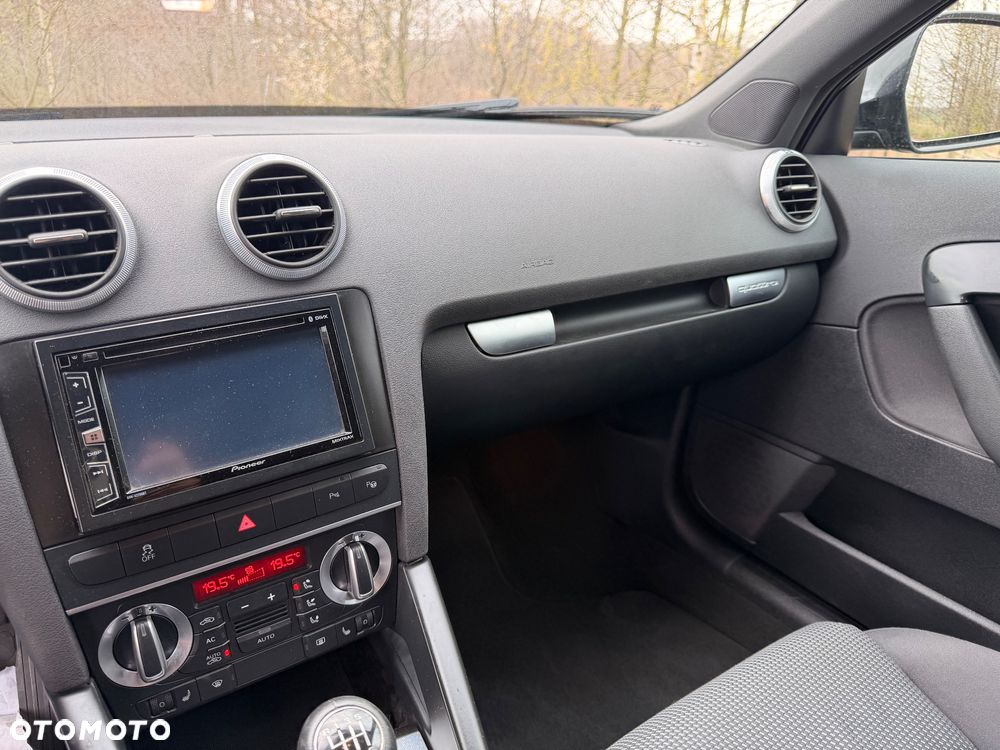 Audi A3 Sportback 2.0 TDI DPF quattro S line Sportpaket (plus) - 26