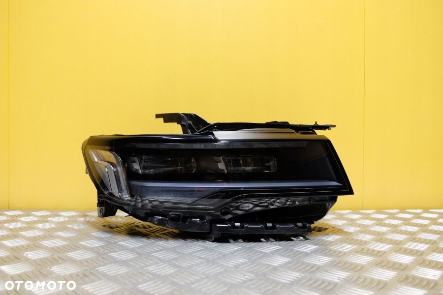 CADILLAC ESCALADE 2021- REFLEKTOR LAMPA ADAPTIVE HEADLIGHT SYSTEM PRAWA USA - 1