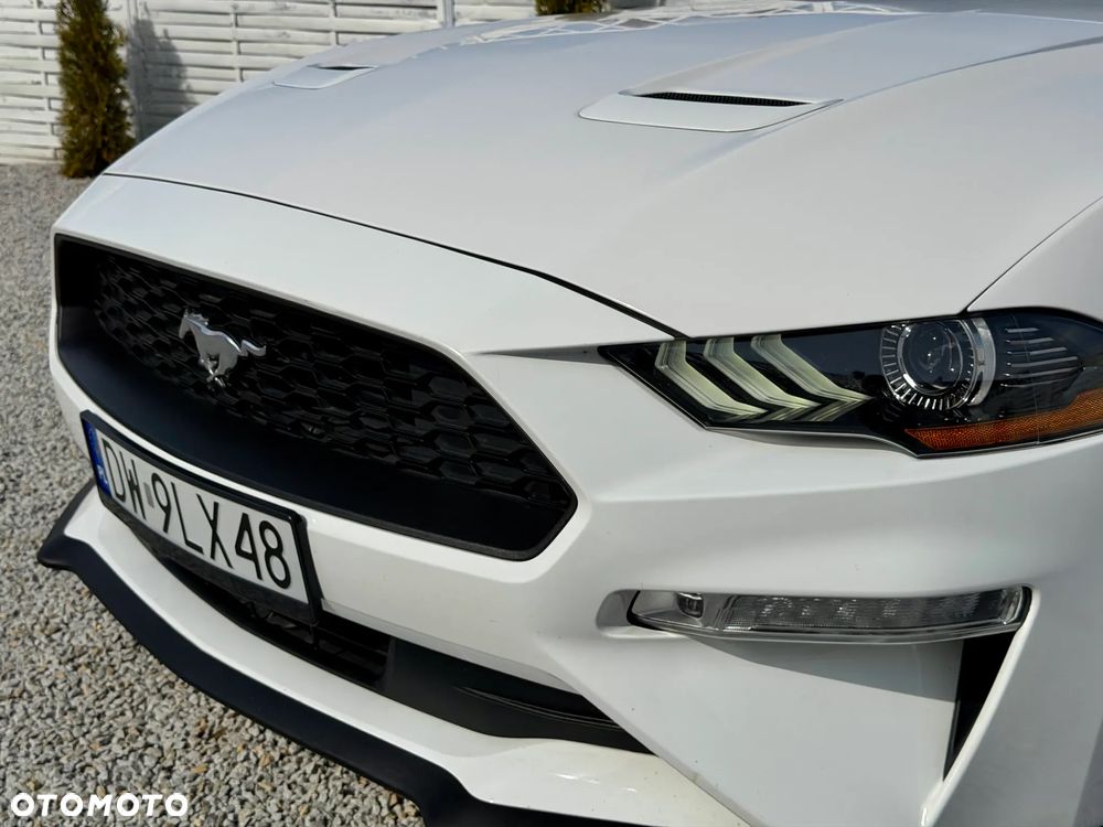 Ford Mustang Cabrio 2.3 Eco Boost - 24