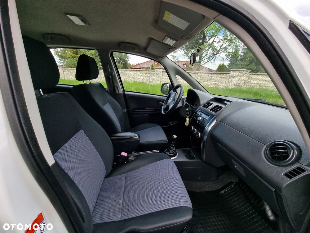 Fiat Sedici 1.9 Multijet 4x4 Dynamic - 3
