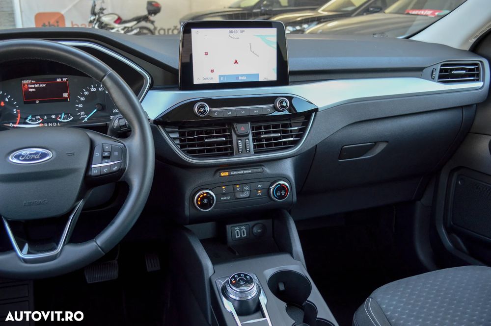 Ford Kuga 1.5 EcoBlue A8 FWD Titanium - 34