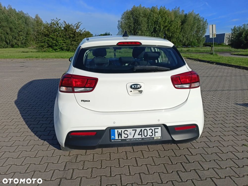 Kia Rio 1.2 M - 6
