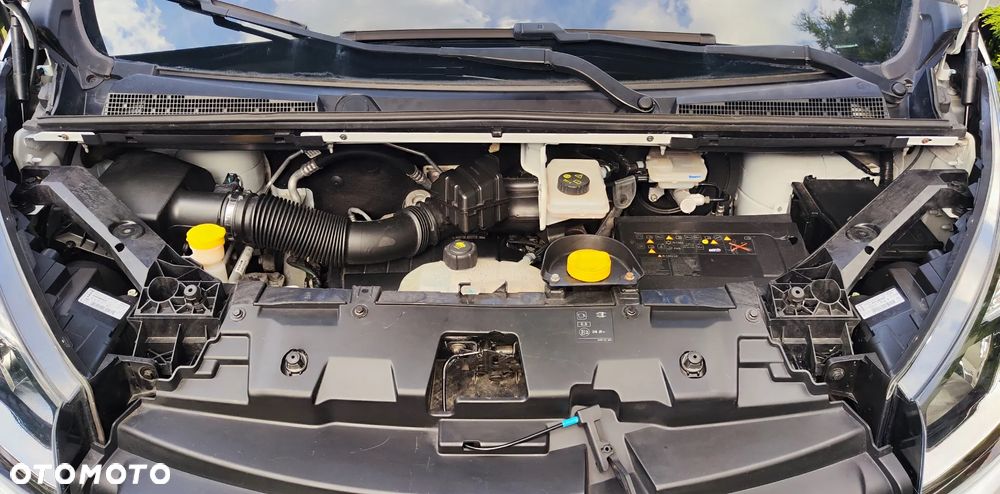 Renault Trafic - 13