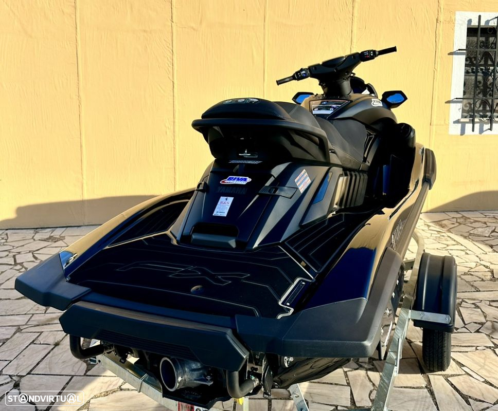 Yamaha FX Cruiser SVHO - 3