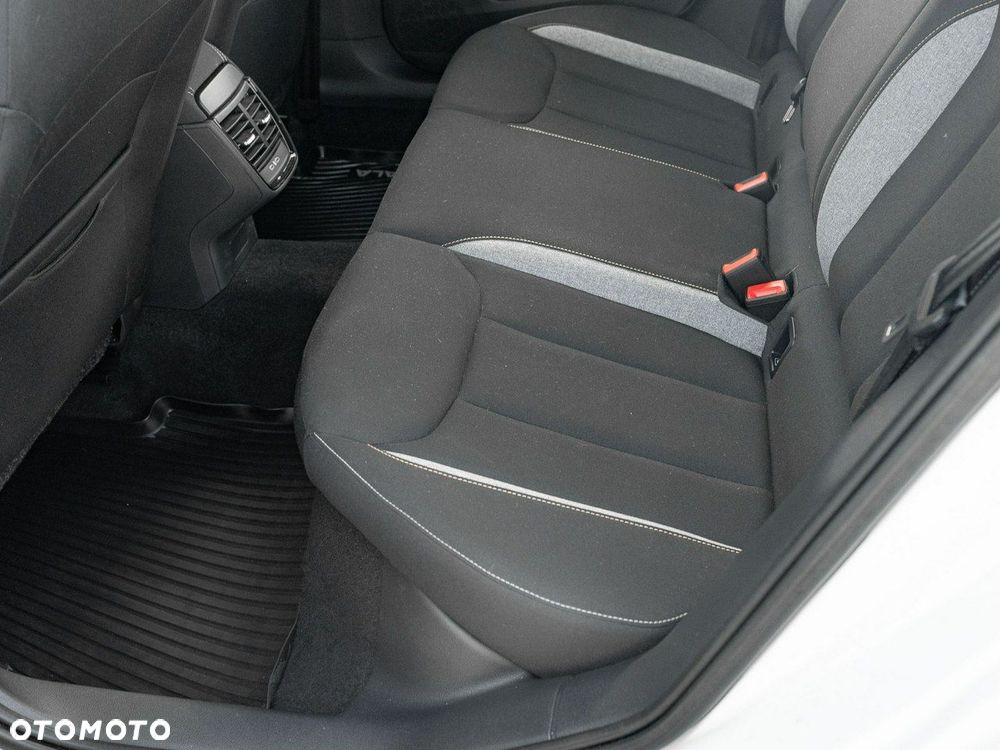 Skoda Scala 1.0 TSI Selection DSG - 31