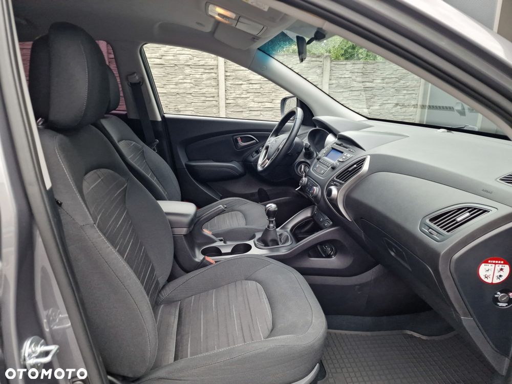 Hyundai ix35 1.7 CRDi 2WD blue Style - 21