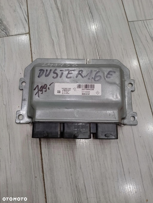 KOMPUTER STEROWNIK 237106933R 237105698R DACIA DUSTER 1.6E