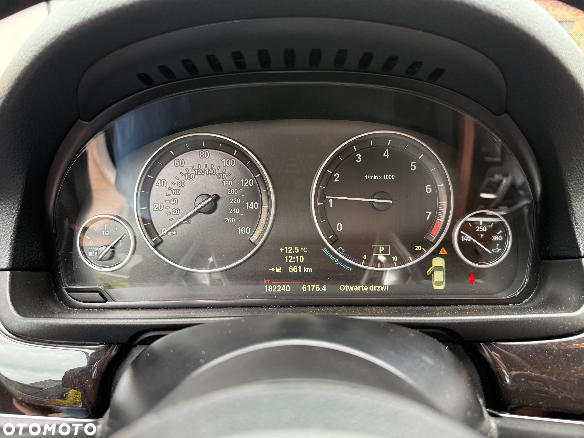 BMW Seria 5 528i xDrive - 17