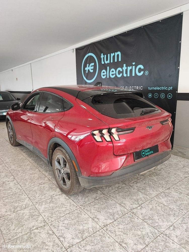 Ford Mustang Mach-E 75.7 kWh Base - 8