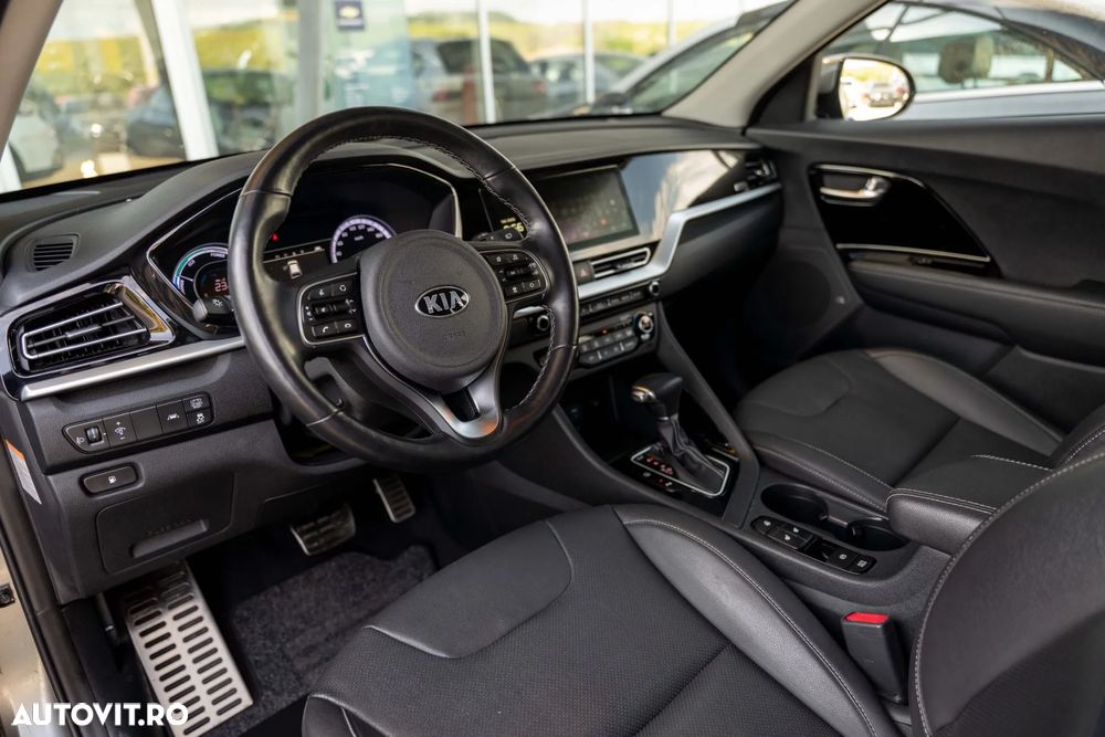 Kia Niro 1.6 GDI HEV 2WD OPF Aut. Vision - 6