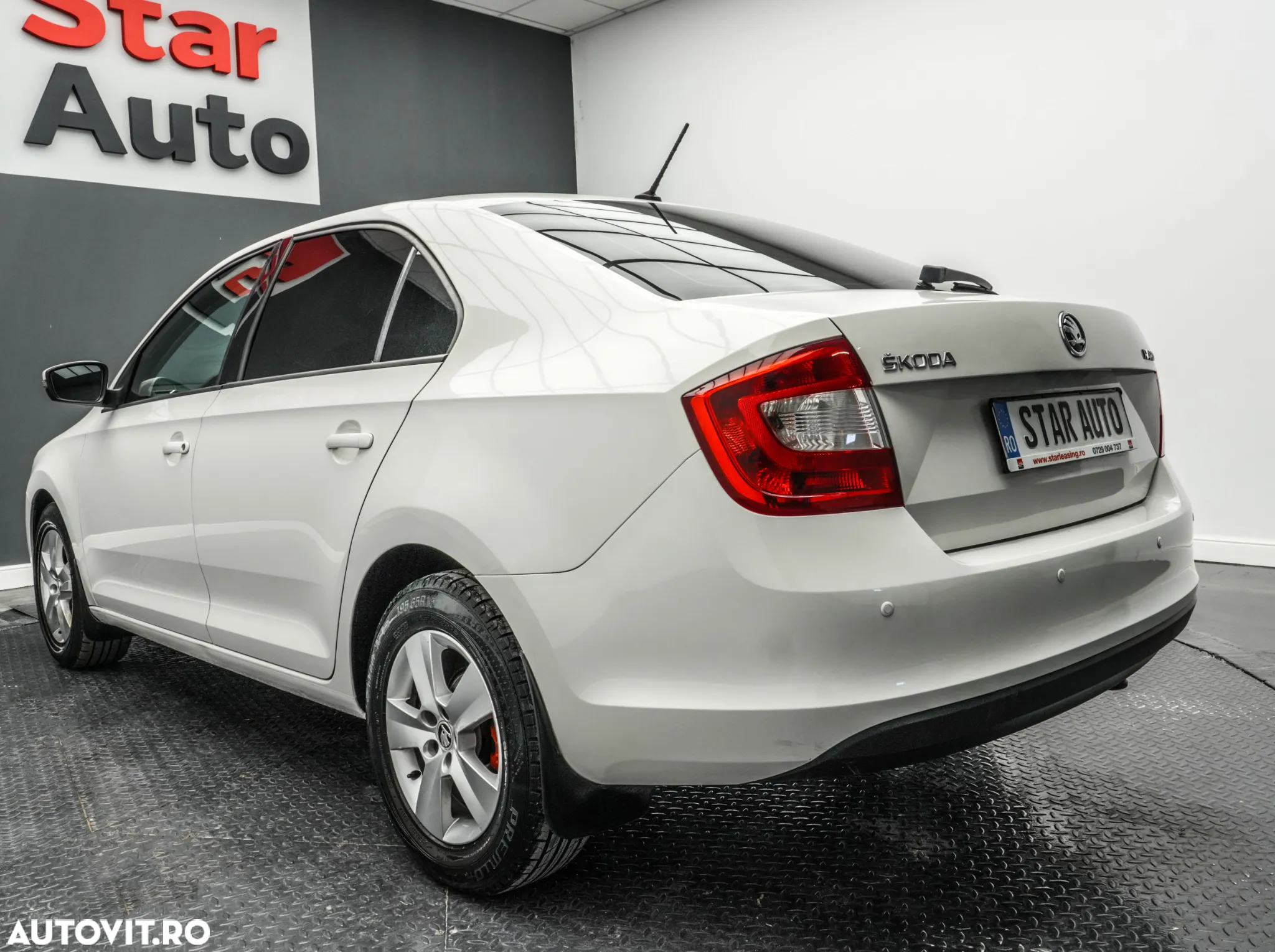Skoda RAPID 1.2 TSI Style - 4