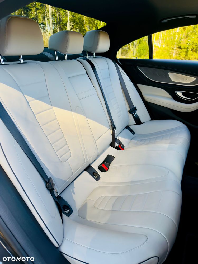 Mercedes-Benz CLS - 7