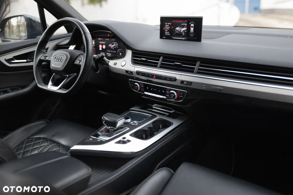 Audi Q7 - 15