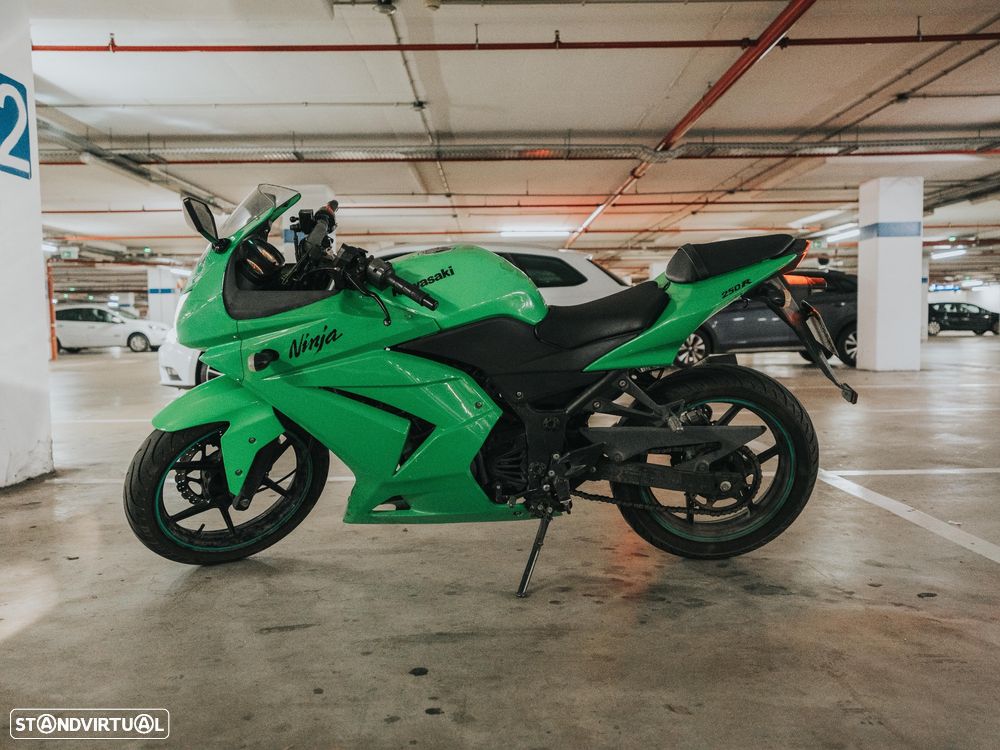 Kawasaki Ninja - 1