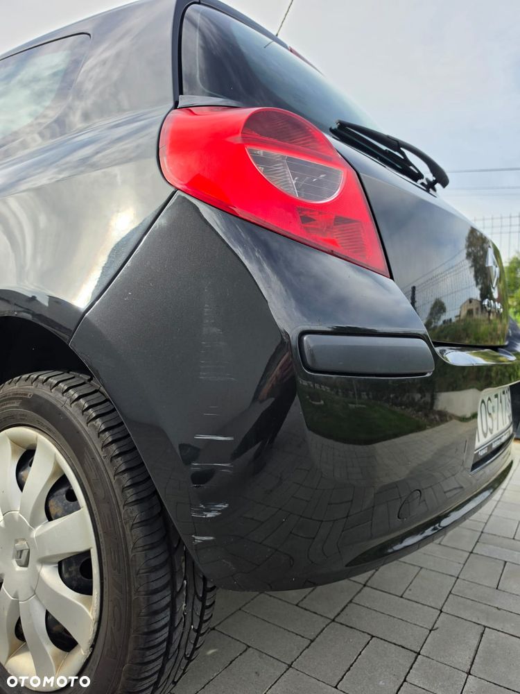 Renault Clio - 14