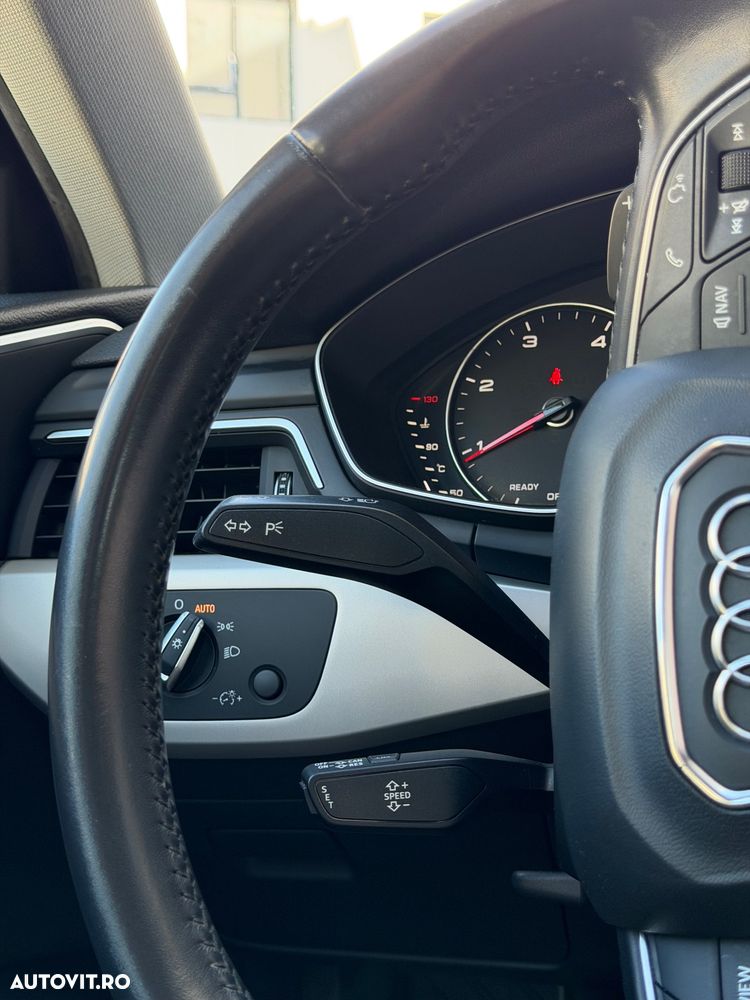 Audi A4 35 TDI S tronic - 25