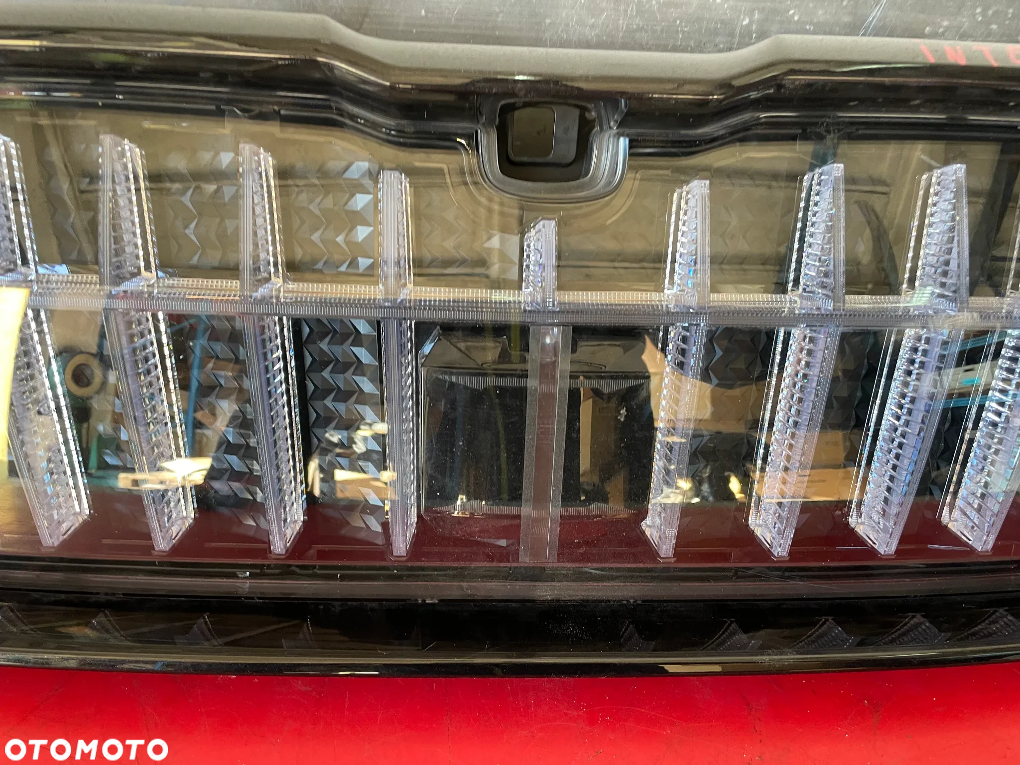 SKODA ENYAQ LED  GRILL ATRAPA ZDERZAKA - 4