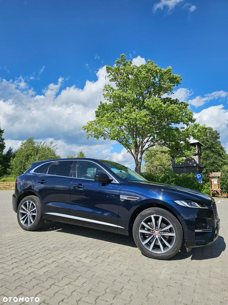 Jaguar F-Pace P250 AWD R-Dynamic HSE - 14