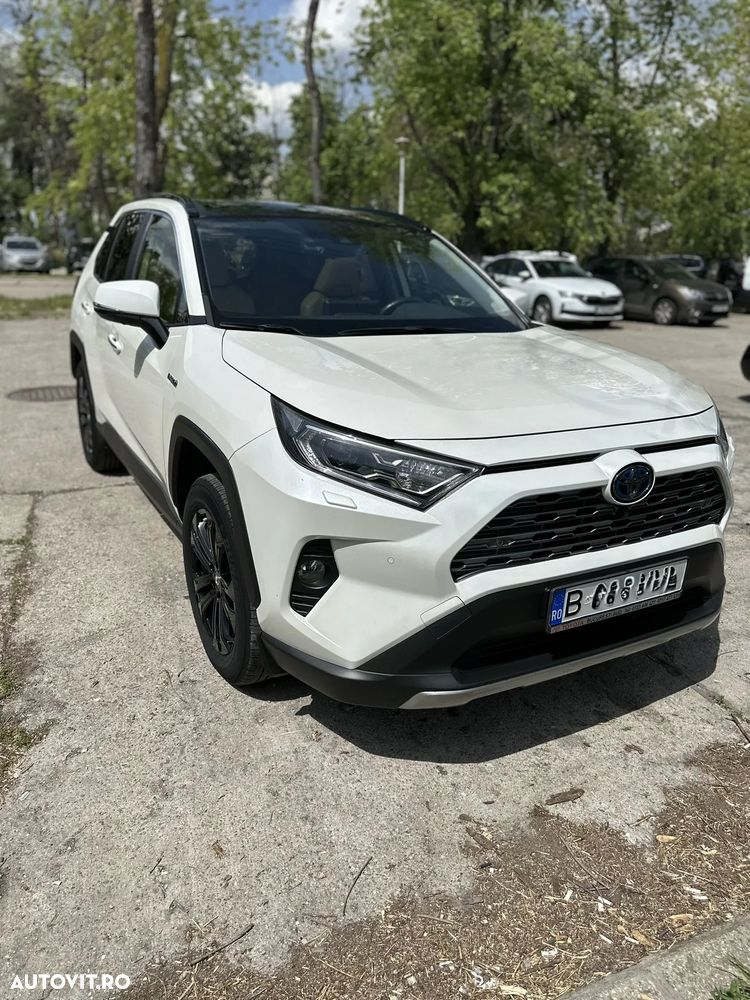 Toyota RAV4 - 4