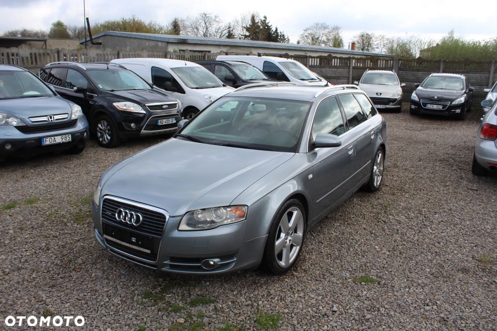 Audi A4 Avant - 1