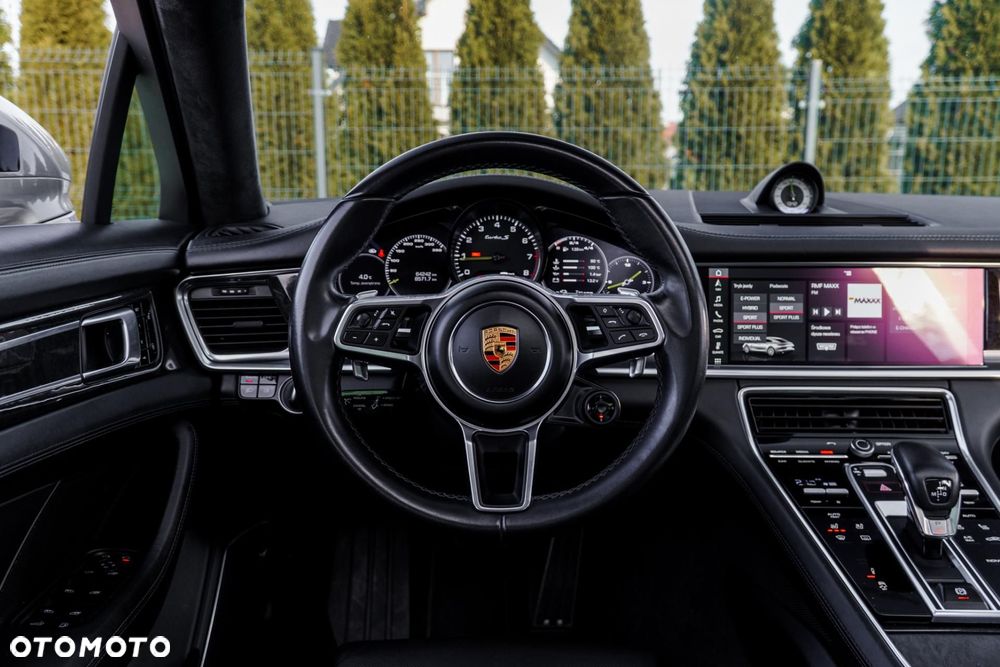 Porsche Panamera Turbo S E-Hybrid - 11