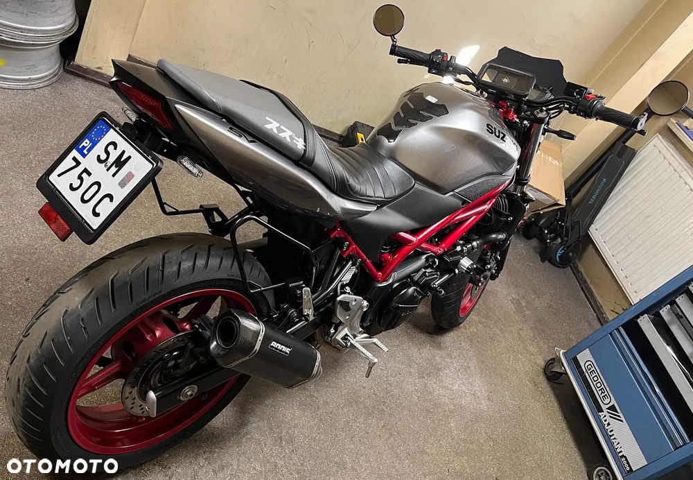 Suzuki SV - 6