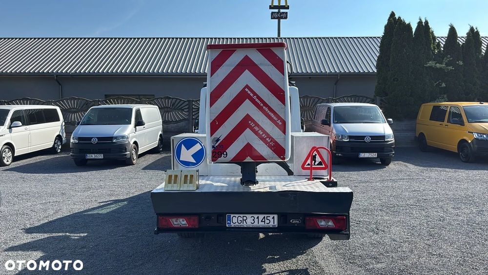 Ford Transit - 5