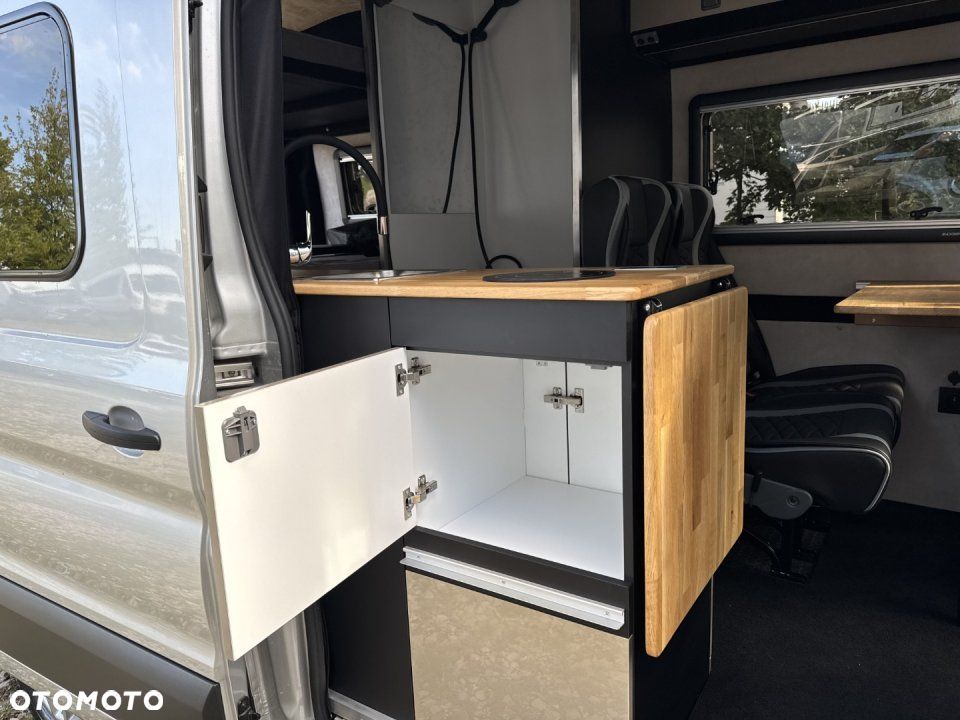 Ford Transit - 24