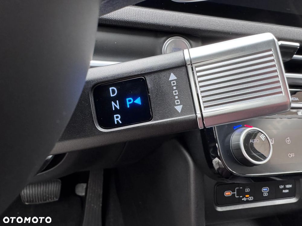 Hyundai Tucson 1.6 T-GDi Smart 2WD DCT - 9