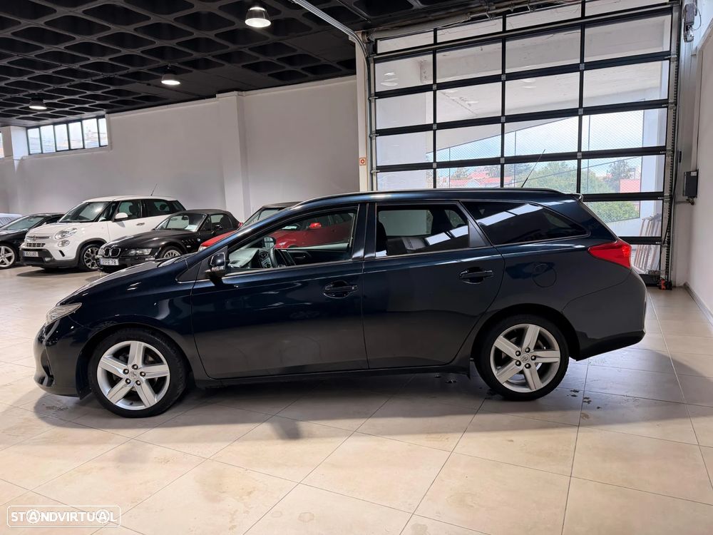 Toyota Auris Touring Sports 1.4 D-4D Com+P.Sport +Navi - 4