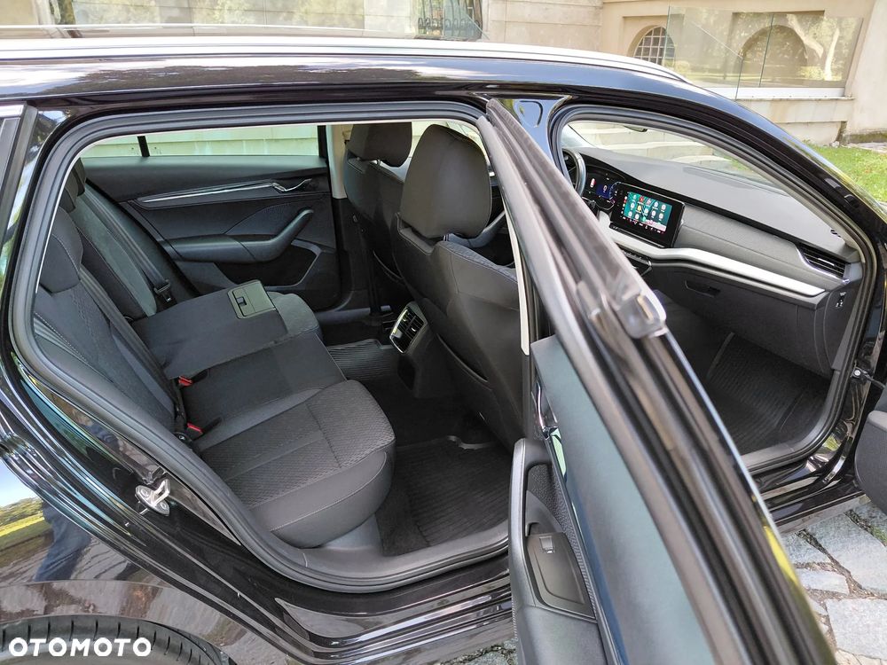 Skoda Octavia 2.0 TSI 4x4 Style DSG - 29
