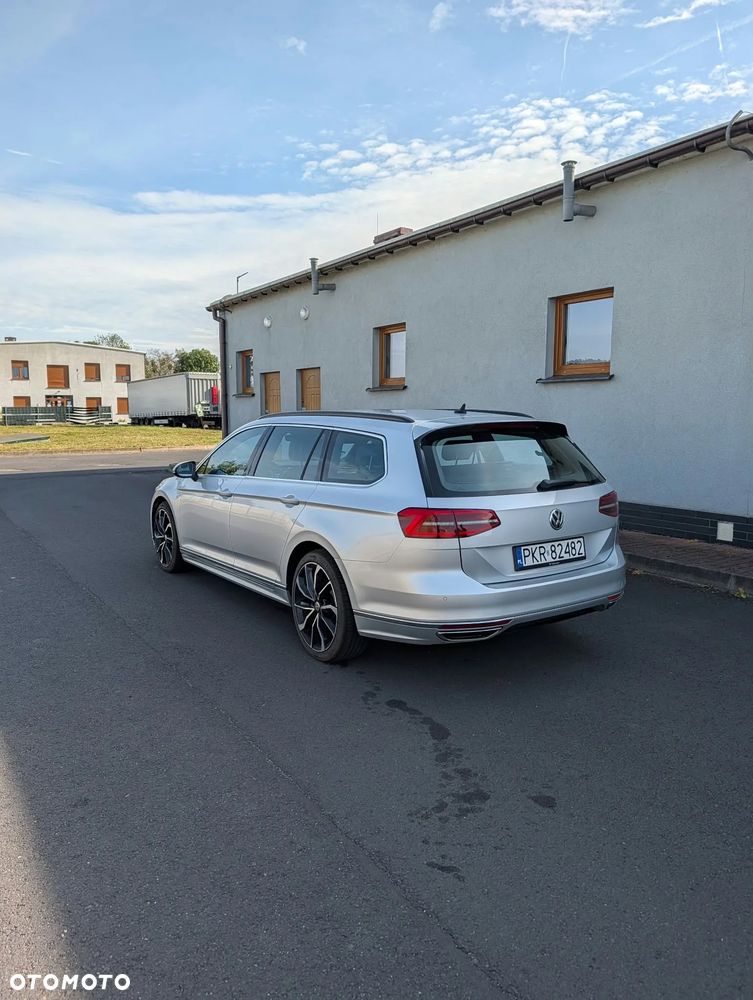 Volkswagen Passat 2.0 TDI (BlueMotion Technology) Highline - 4