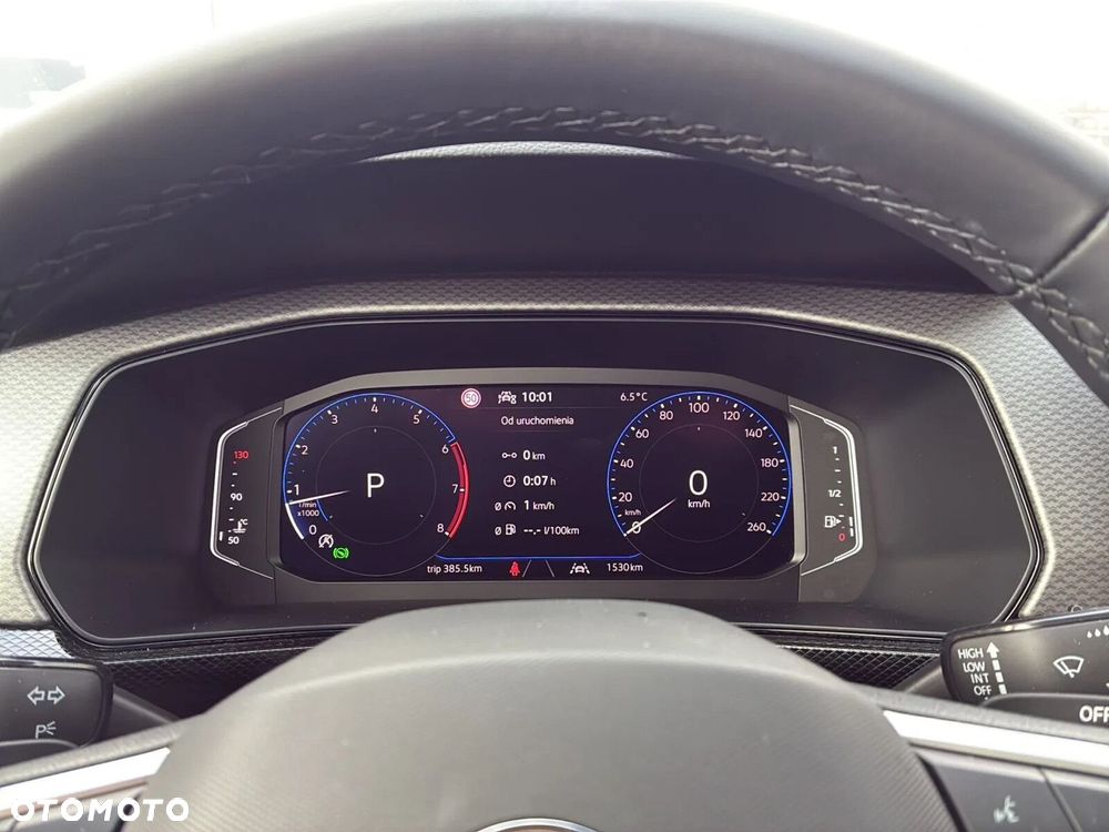 Volkswagen T-Cross - 16