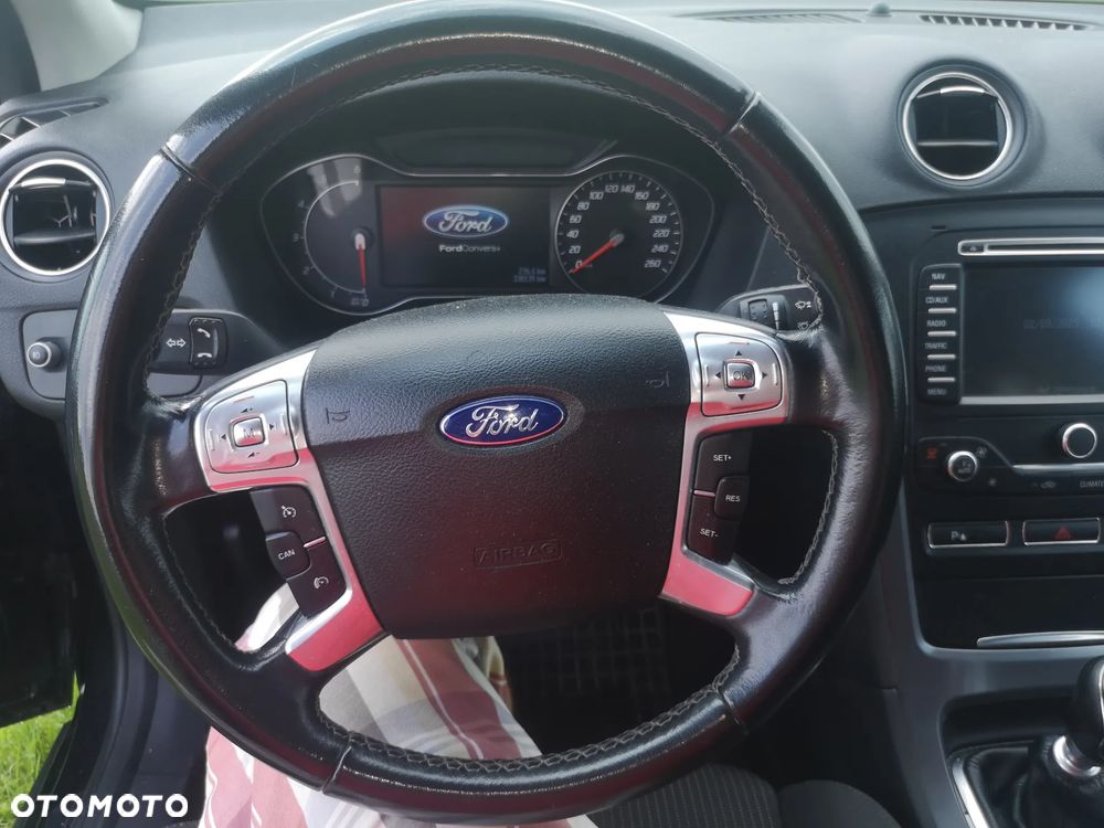 Ford Mondeo SW 2.0 TDCi Titanium - 19